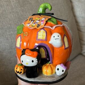 Hello kitty small ceramic cookie jar